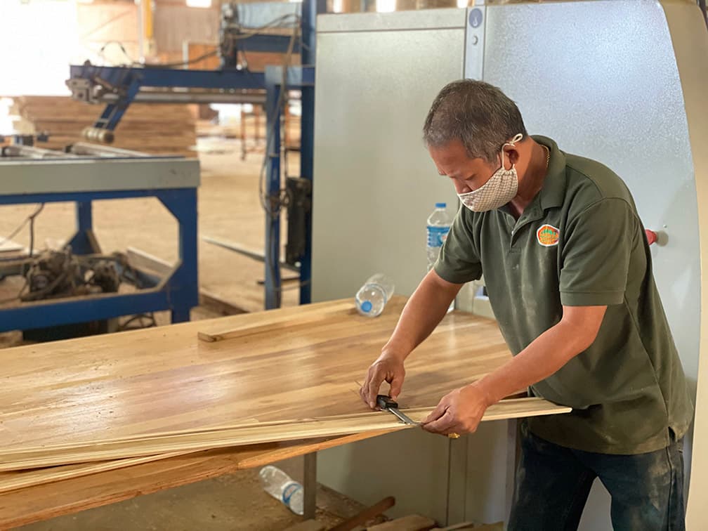 Factory Row 4 Item 1